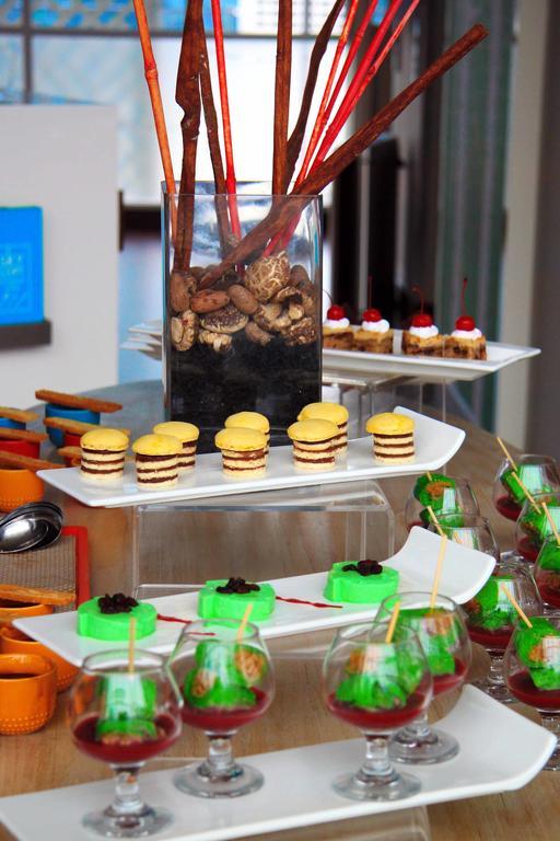 Seasons Thamrin Hotel