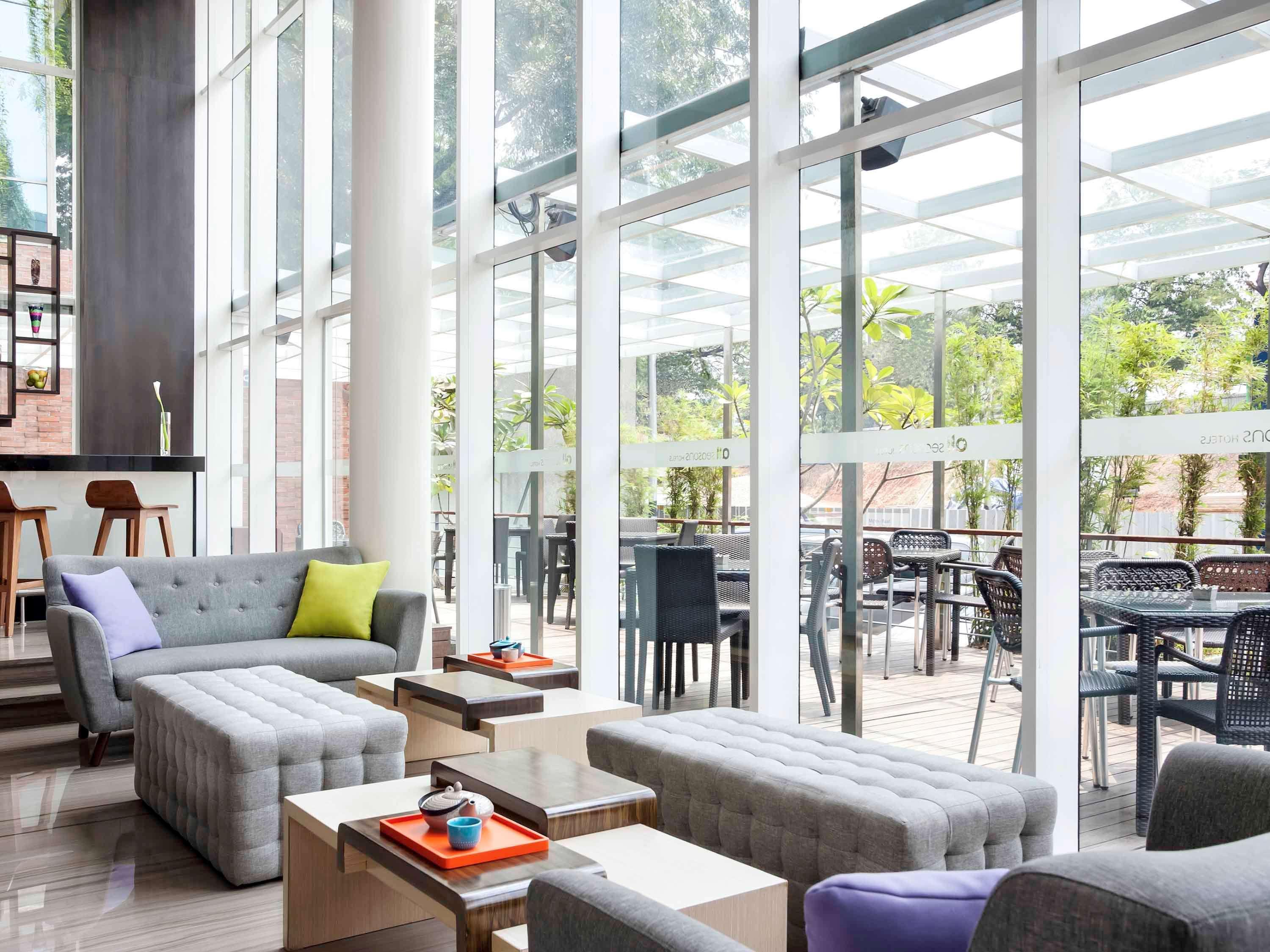 Seasons Thamrin Hotel 3*
