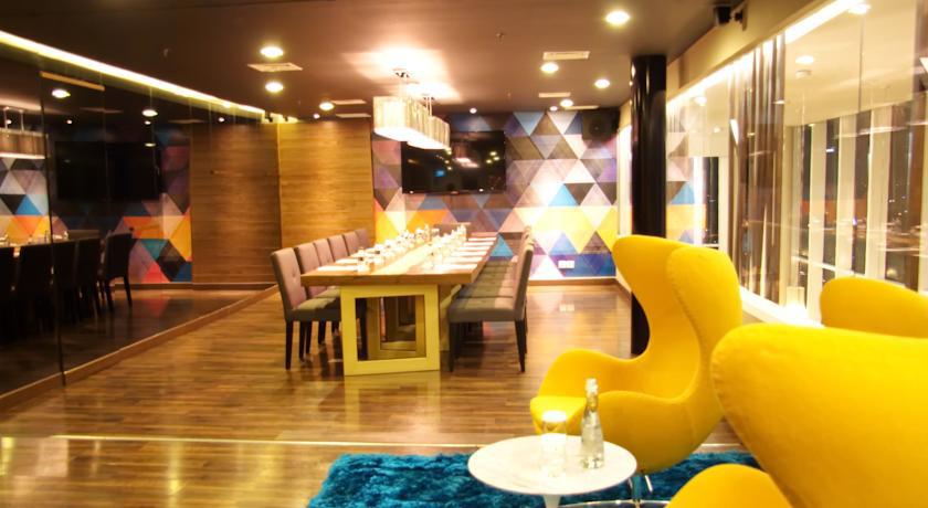 Seasons Thamrin 3*