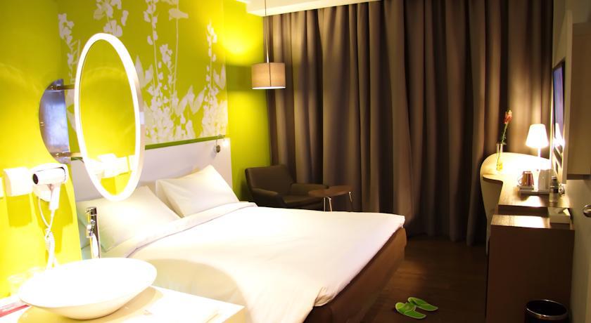 Seasons Thamrin