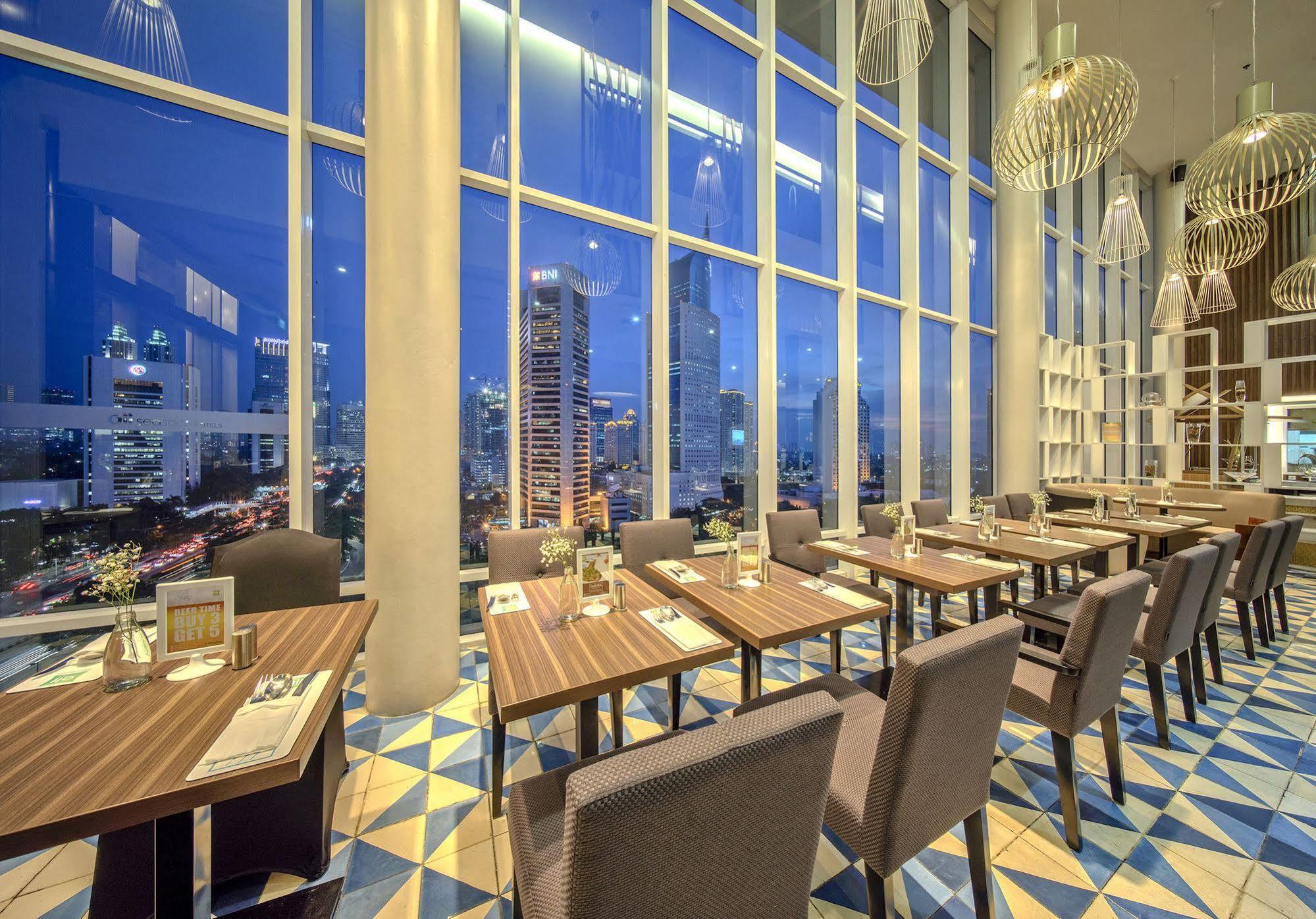 Seasons Thamrin Jakarta