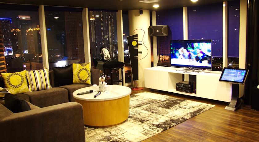 Seasons Thamrin Hotel 3*
