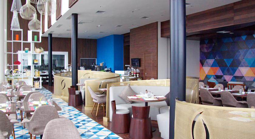 Seasons Thamrin 3*